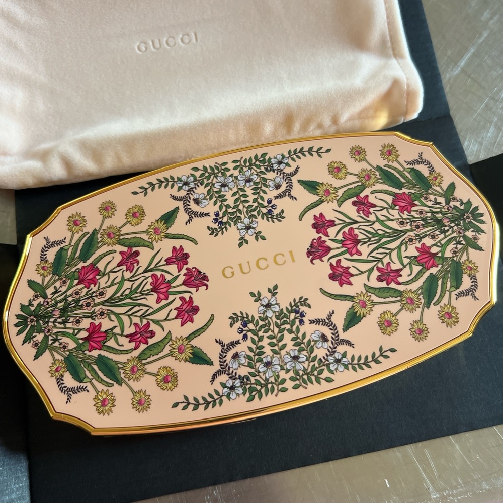 Gucci Gorgeous Flora Eyeshadow Palette
